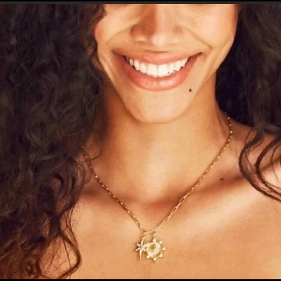 Jennifer Miller Jewelry - Jennifer Miller 14k Gold Starburst Charm Necklace